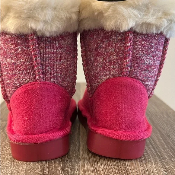 Vibrant Pink Fur-Lined Boots - Picture 3 of 4